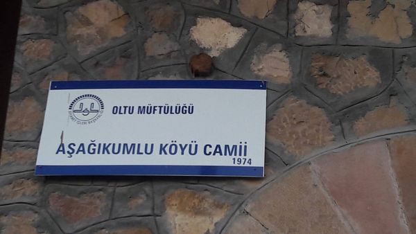 Erzurum Oltu Aşağı Kumlu Köyü Camii